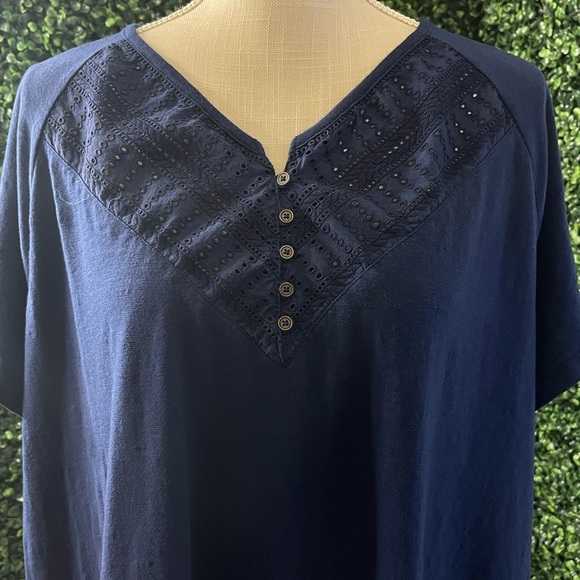 St John Bay Top - Picture 3 of 5